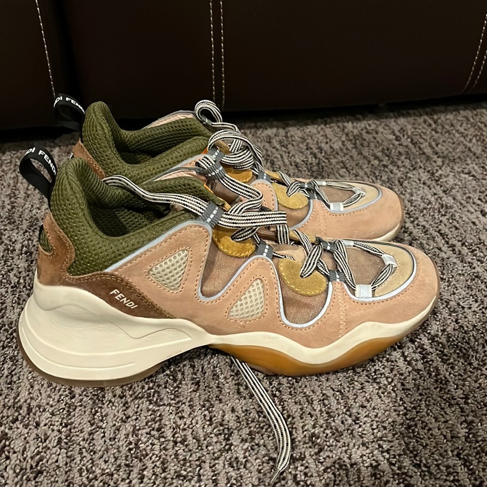 100% authentic Women’s size 7 fendi shoes
